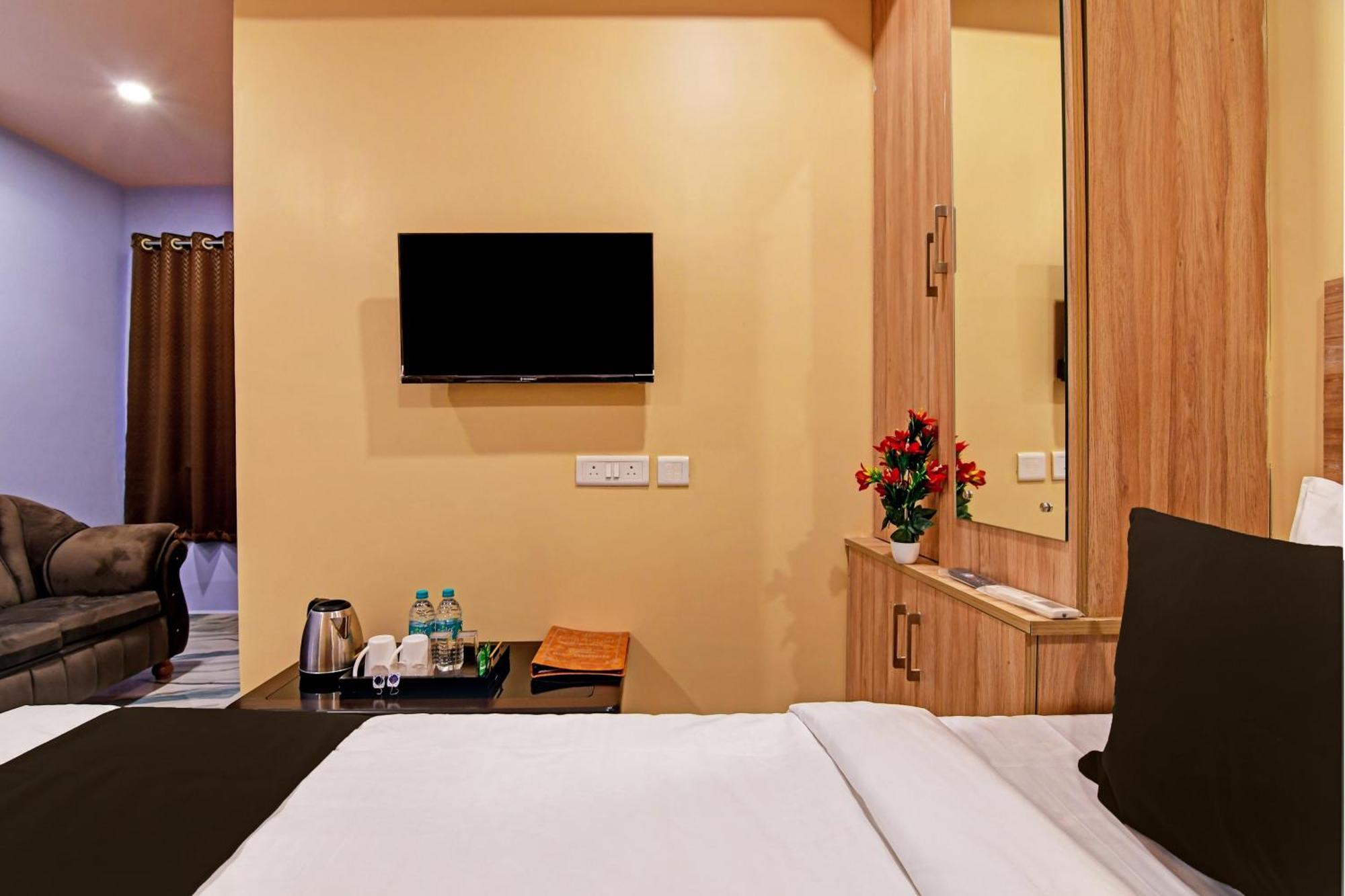 Super Collection O Mahal Hotell Calcutta Exteriör bild